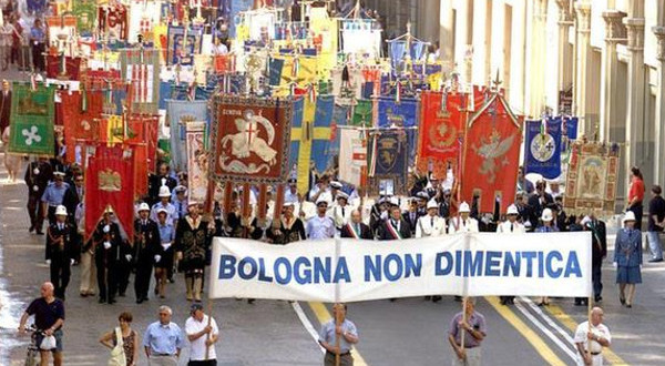 bologna-strage-manifestazione600